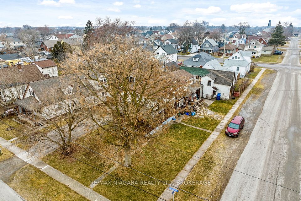 48 Johnston Street, Port Colborne, ON L3K 1G6