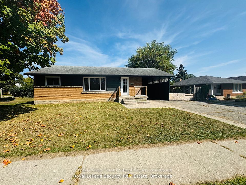 Detached at 183 Sekura Street, Cambridge, ON N1R 3R2, Cambridge