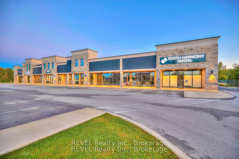 8685 LUNDYS Lane 7, Niagara Falls, ON L2H 1H4