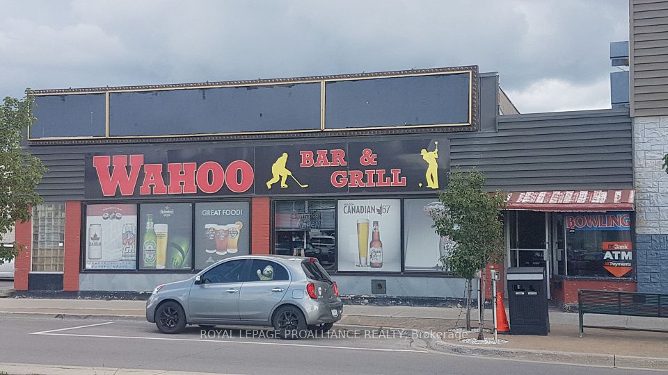 39 Dundas Street E, Quinte West, ON K8V 1K6