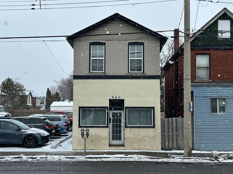 940 Barton Street E, Hamilton, ON L8L 3C5