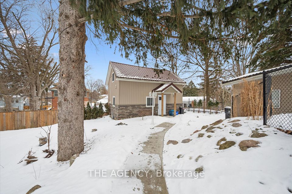 Detached at 26 Bergey Street 3, Cambridge, ON N3C 1P6, Cambridge
