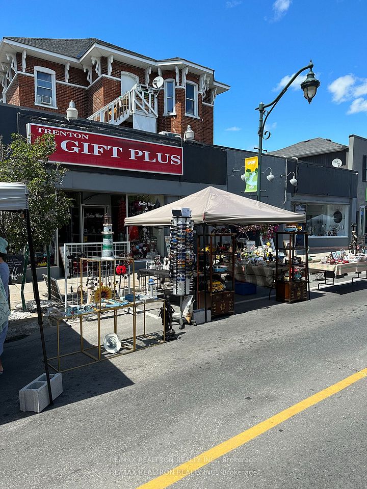 108 Dundas Street W, Quinte West, ON K8V 3P3