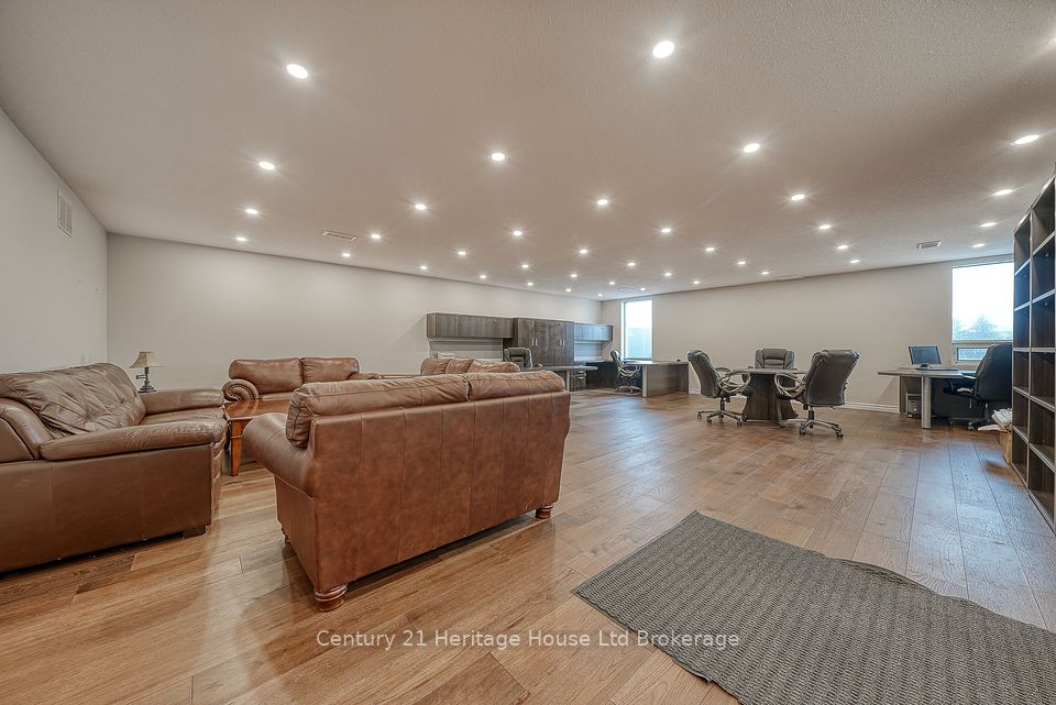 1033 Pattulo Avenue 15, Woodstock, ON N4V 1C8