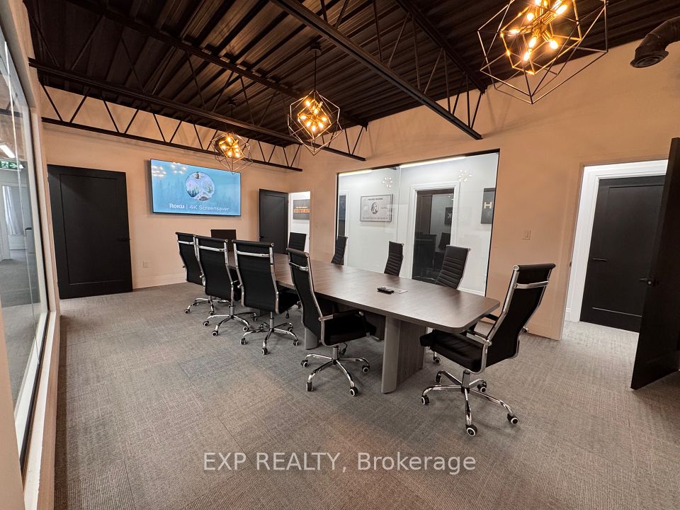 156 Parkdale Avenue N 117, Hamilton, ON L8H 5X2