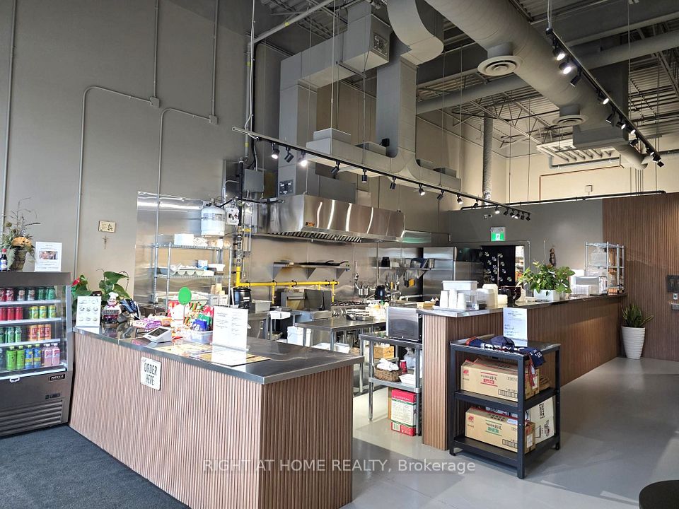 1117 Midland Avenue E10, Kingston, ON K7P 2X8