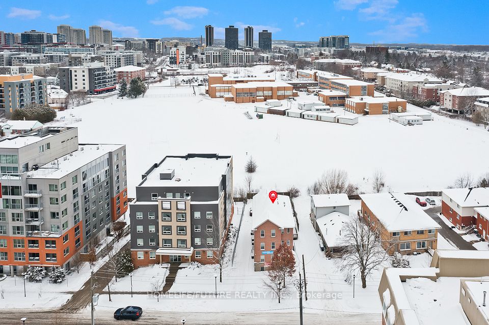 327 Spruce Street 4 Units W/20 Rms, Waterloo, ON N2L 3M6