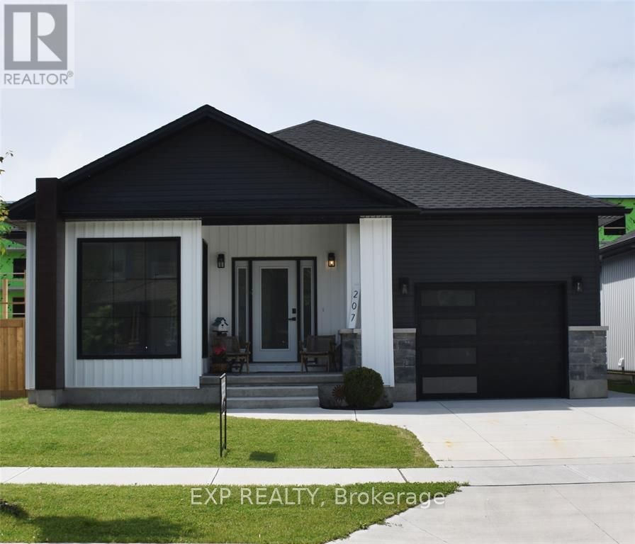 207 Essex Street, Sarnia, ON N7T 0C2 at 207 Essex Street, Sarnia, ON N7T 0C2, Sarnia, ON, N7T 0C2