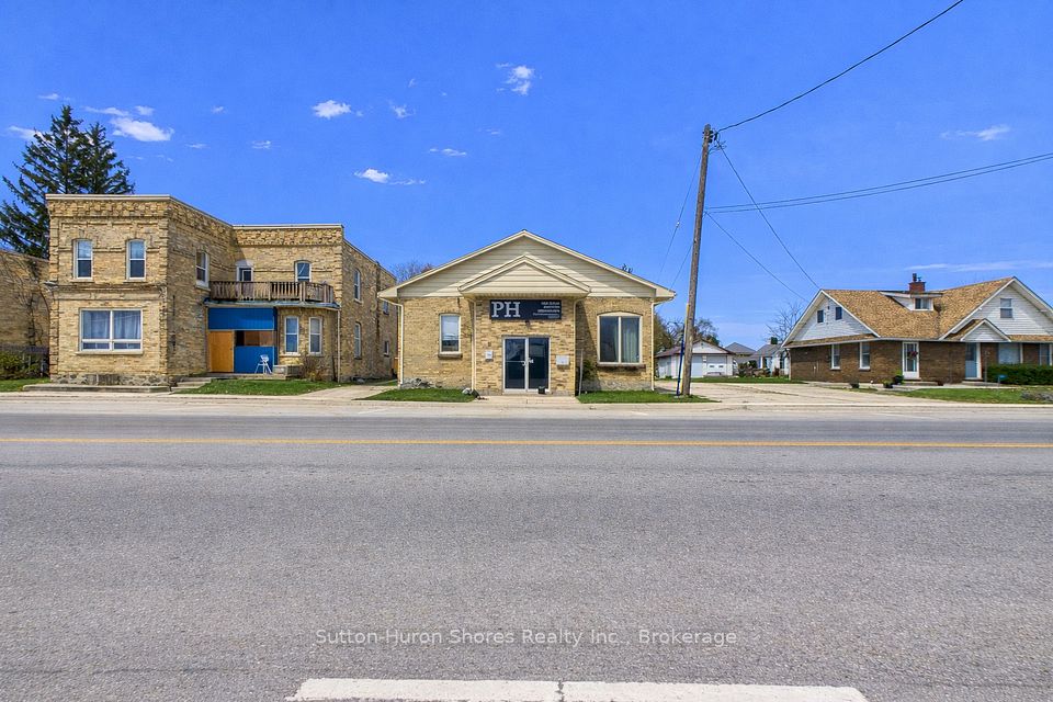 6 Main Street S, Brockton, ON N0G 1S0