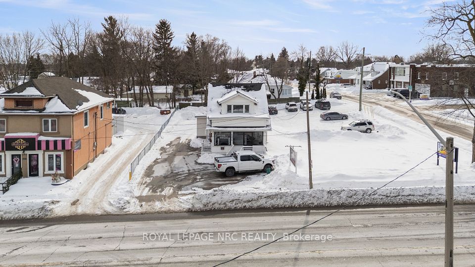 6326 THOROLD STONE Road UPPER, Niagara Falls, ON L2J 1A8