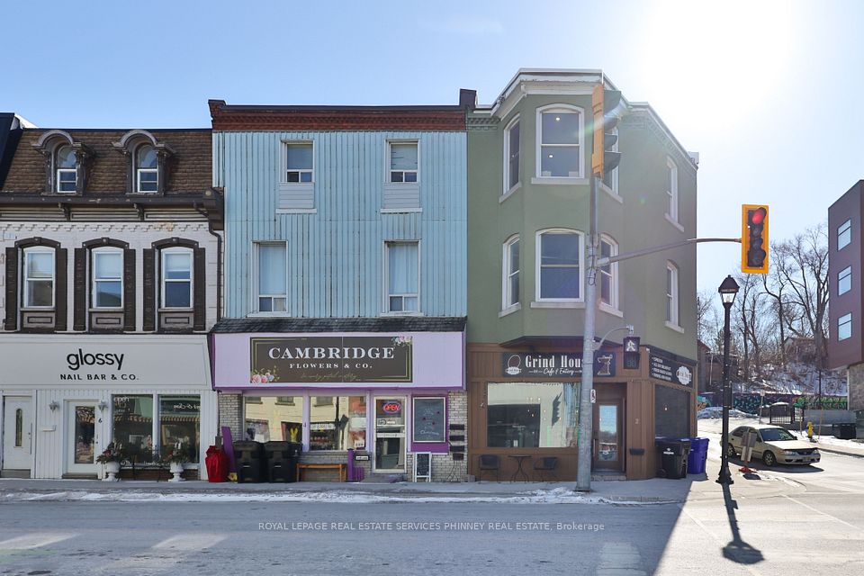 2 Queen Street E, Cambridge, ON N3C 2A6