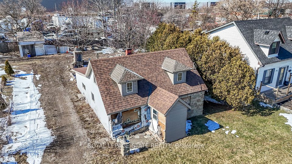 810 Nebo Road, Hamilton, ON L0R 1P0