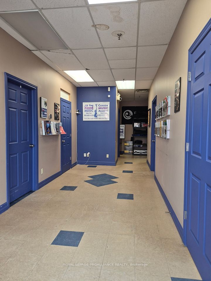 555 CALIFORNIA Avenue 3, Brockville, ON K6V 7N6