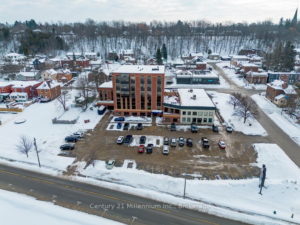 1717 2nd Avenue E 203, Owen Sound, ON N4K 6V4