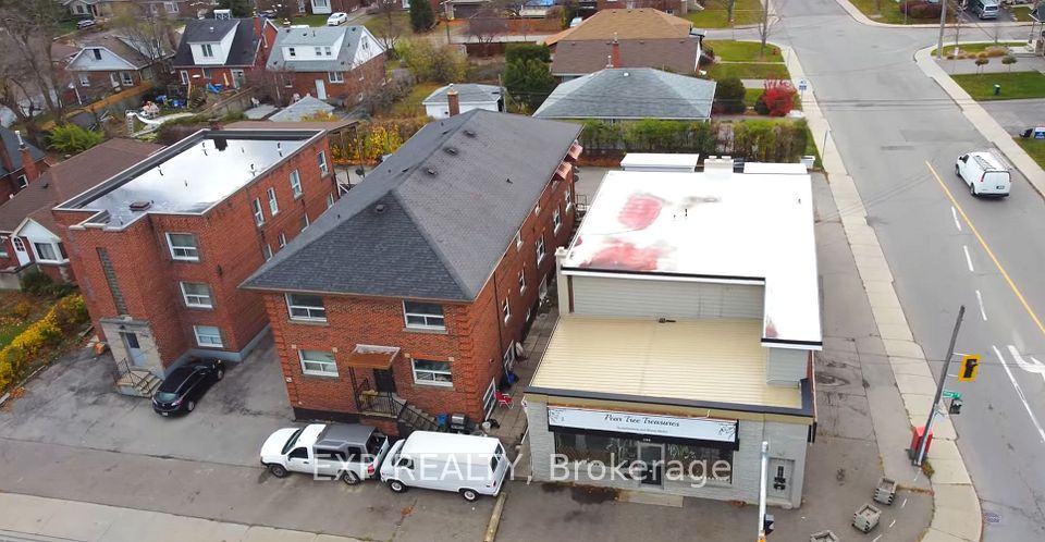 2342 King St E Avenue, Hamilton, ON L8K 1X7