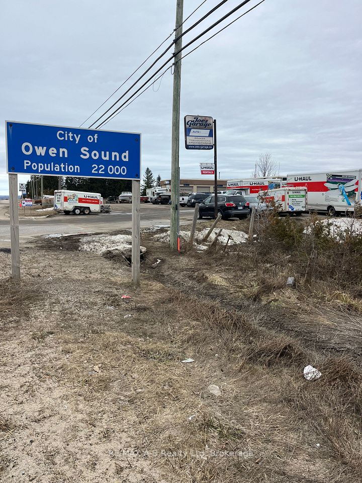 243 E 9th Avenue E, Owen Sound, ON N4K 5N6