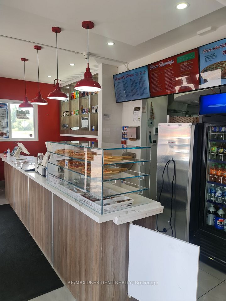 5553 Ferry Street, Niagara Falls, ON L2G 1S3