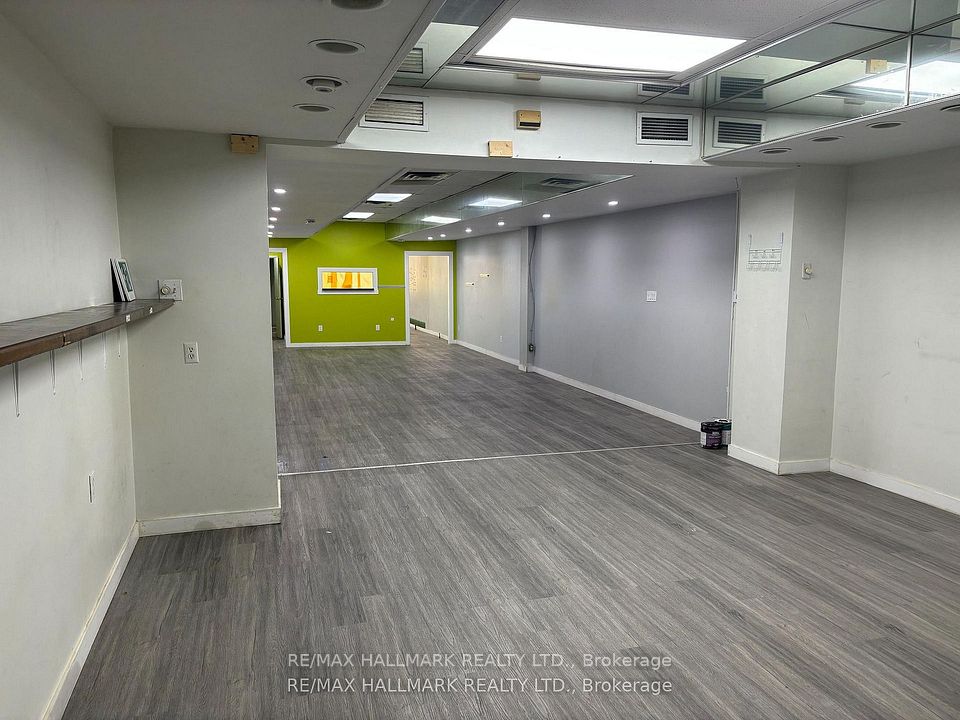 221-223 Dundas Street, London East, ON M6A 1H1