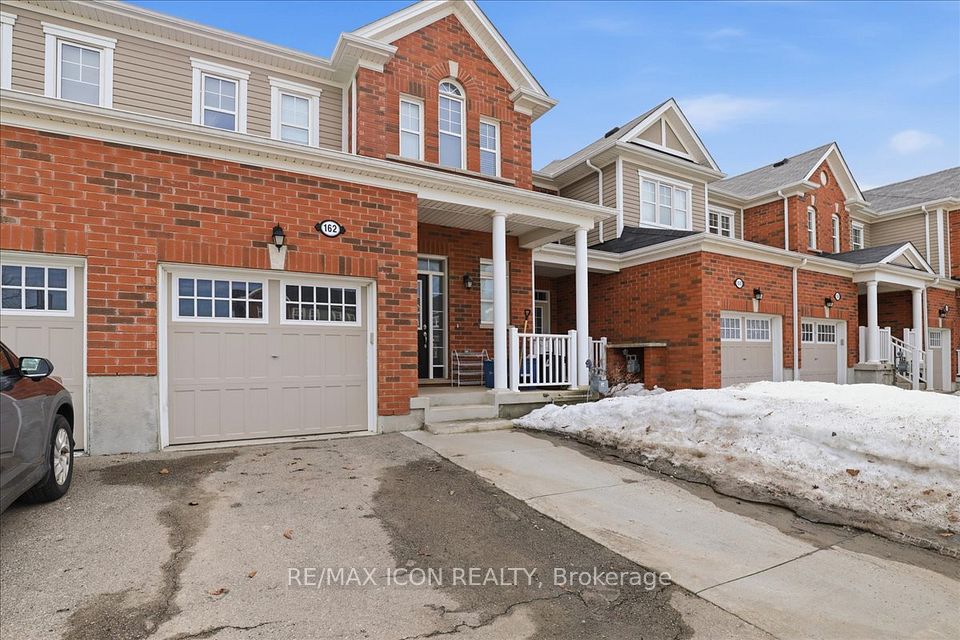 Att/Row/Townhouse at 162 West Oak Trail, Kitchener, ON N2R 0J4, Kitchener