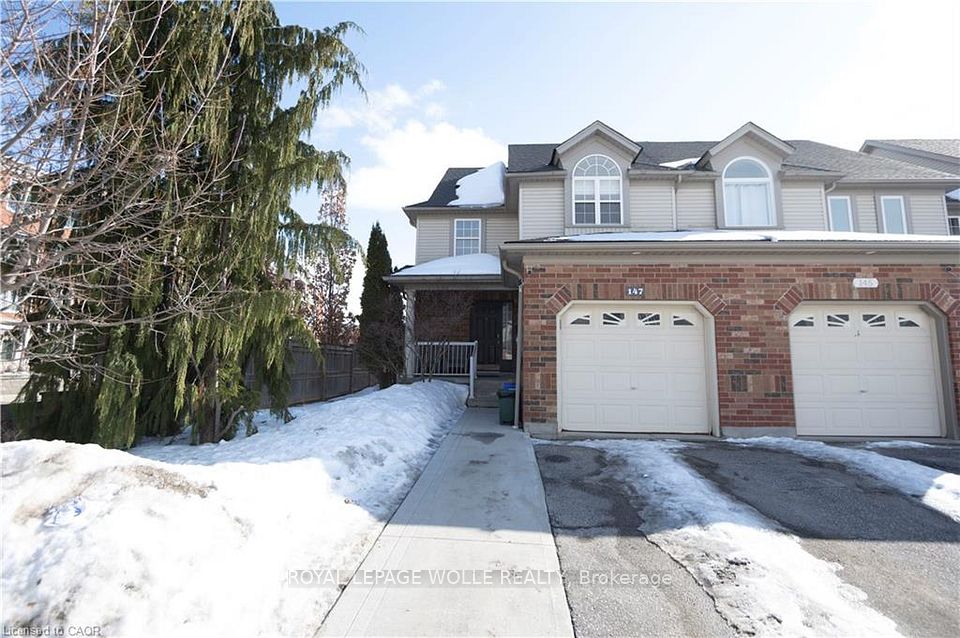 Att/Row/Townhouse at 147 DUBRICK Crescent, Kitchener, ON N2E 4G3, Kitchener