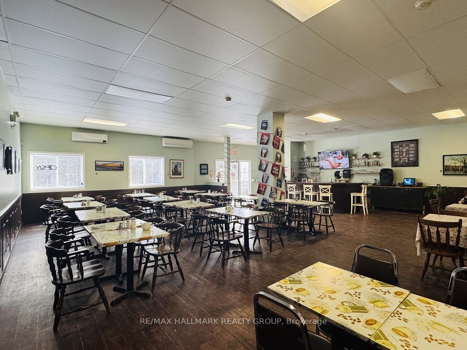 33 Queen St Street, North Stormont, ON K0A 1R0