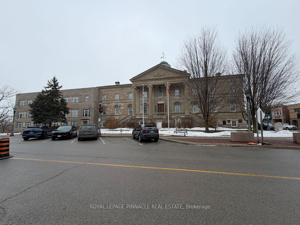 3 Cross Street 102-02, Welland, ON L3B 5X6