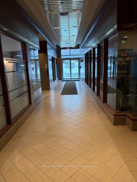 160 George Street 1-37, Ottawa Centre, ON K1N 9M2