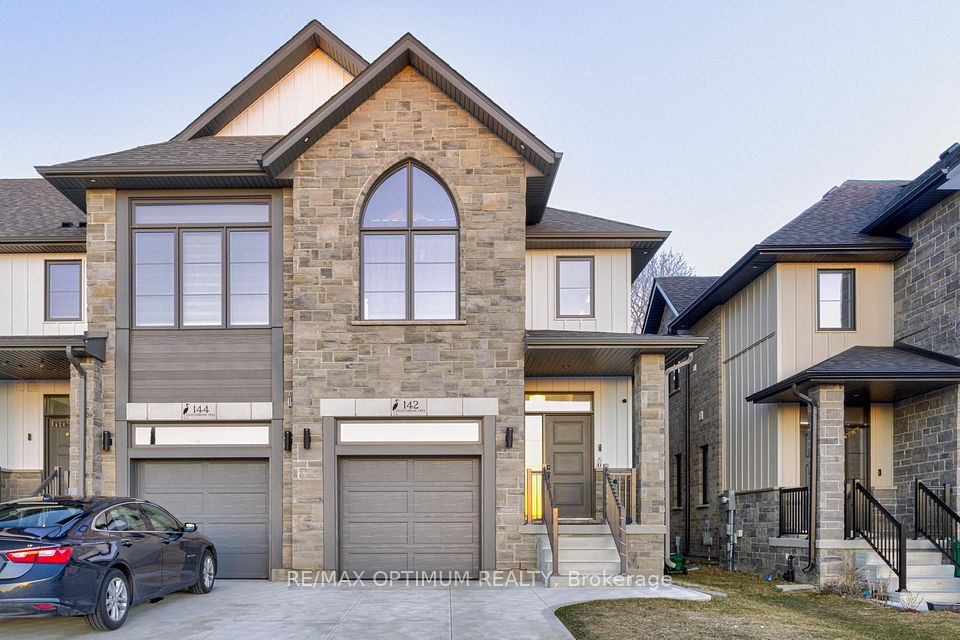 Att/Row/Townhouse at 142 Queensbrook Crescent, Cambridge, ON N1S 0E4, Cambridge