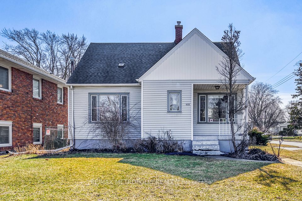 855 Exmouth Street, Sarnia, ON N7T 5R3