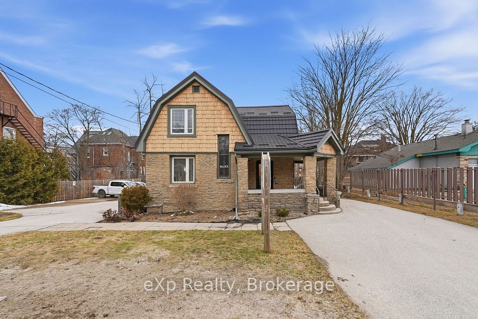 1025 2nd Avenue W, Owen Sound, ON N4K 4N1