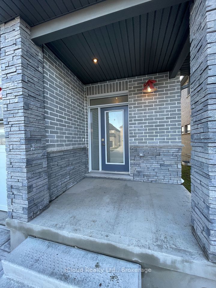 Detached at 167 Forest Creek Drive, Kitchener, ON N2R 0M1, Kitchener