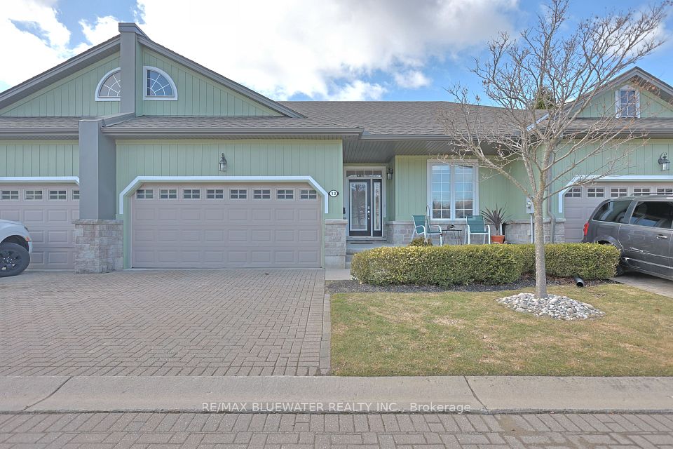 13 Oakwood Links Lane, South Huron, ON N0M 1T0 at 13 Oakwood Links Lane, South Huron, ON N0M 1T0, South Huron, ON, N0M 1T0