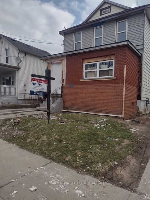 4550 Crysler Avenue, Niagara Falls, ON L2E 3V4