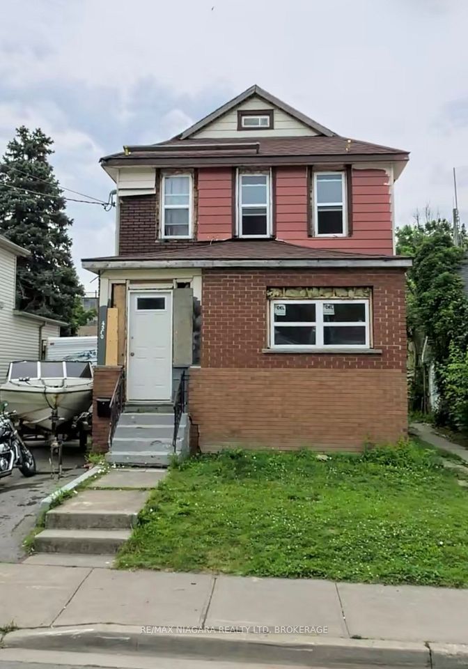 4550 Crysler Avenue, Niagara Falls, ON L2E 3V4