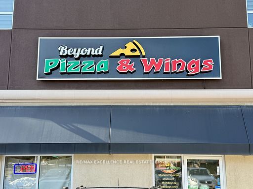 1960 Main Street W, Hamilton, ON L8S 4N5