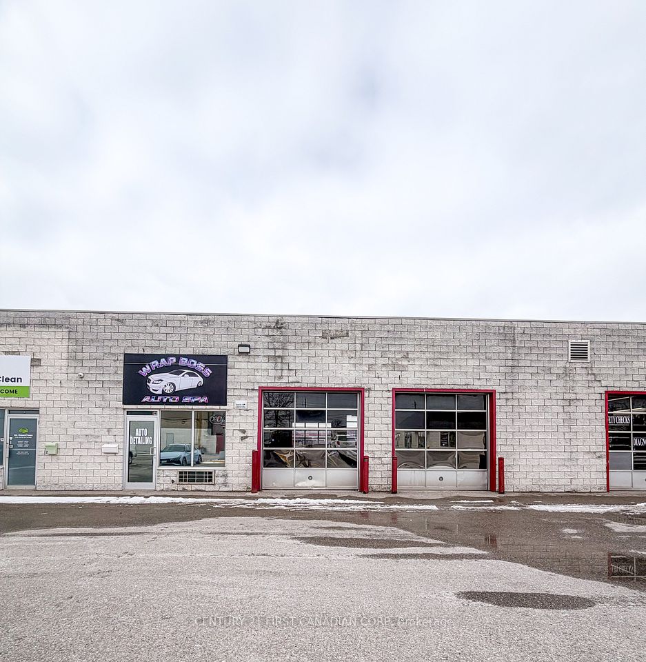 1982 Dundas St. Street, London East, ON N5V 1P5