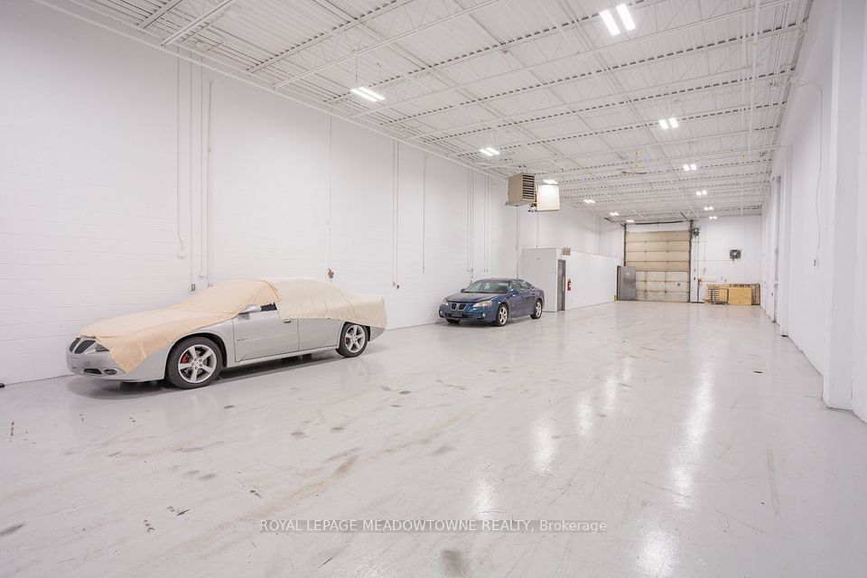 685 Speedvale Avenue A, Guelph, ON N1K 1E6