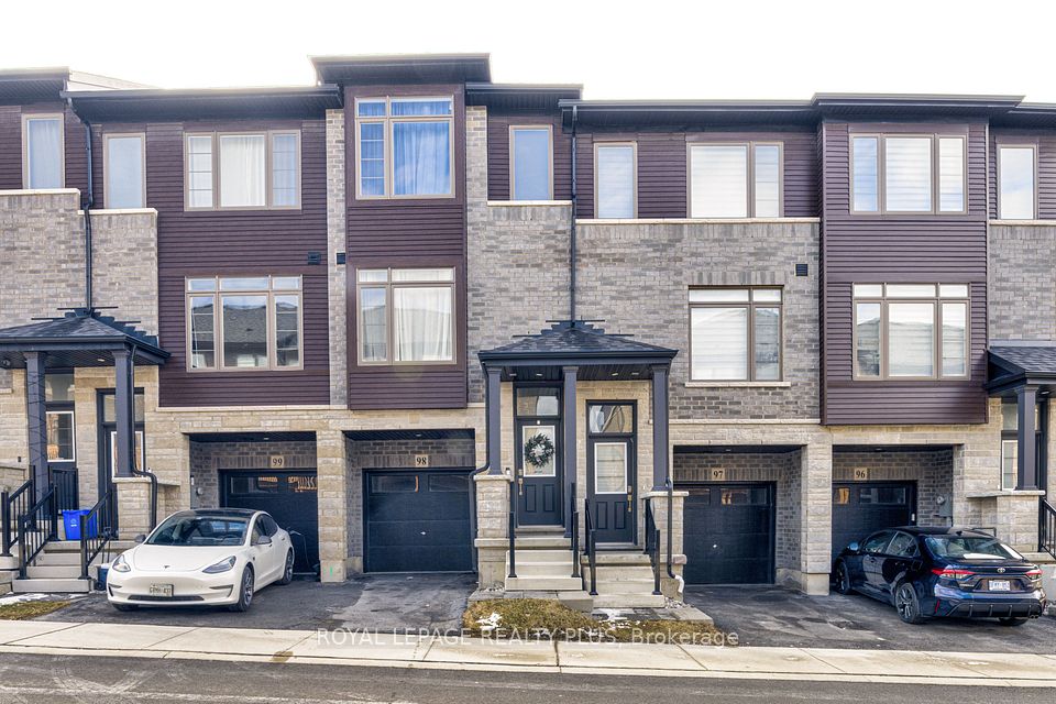 Att/Row/Townhouse at 61 Soho Street 98, Hamilton, ON L8J 0M6, Hamilton