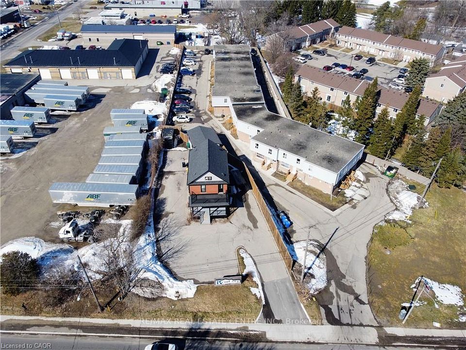 Store W Apt/Office at 226 Samuelson Street, Cambridge, ON N1R 1K8, Cambridge