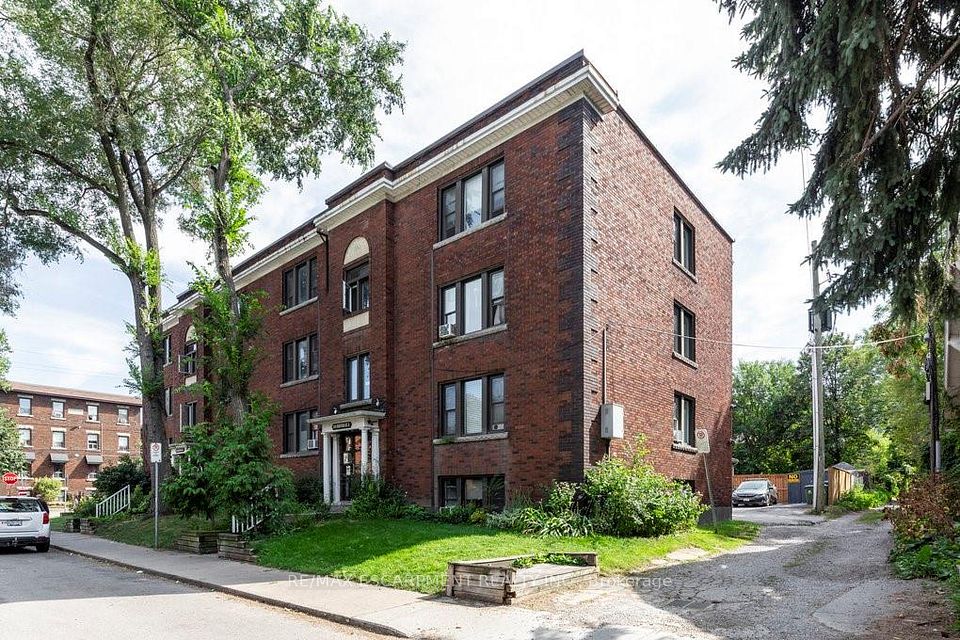 Condo Apartment at 352 HUNTER Street E 1, Hamilton, ON L8N 1N8, Hamilton