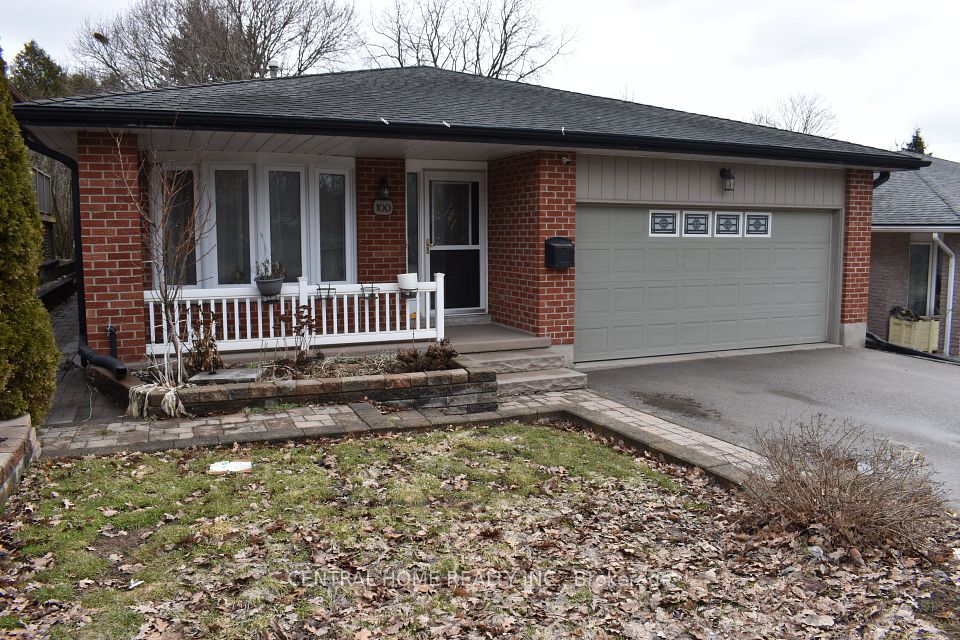 Detached at 100 Biehn Drive, Kitchener, ON N2R 1M5, Kitchener