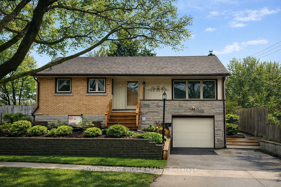 Detached at 148 Siebert Avenue UPPER, Kitchener, ON N2C 2A8, Kitchener