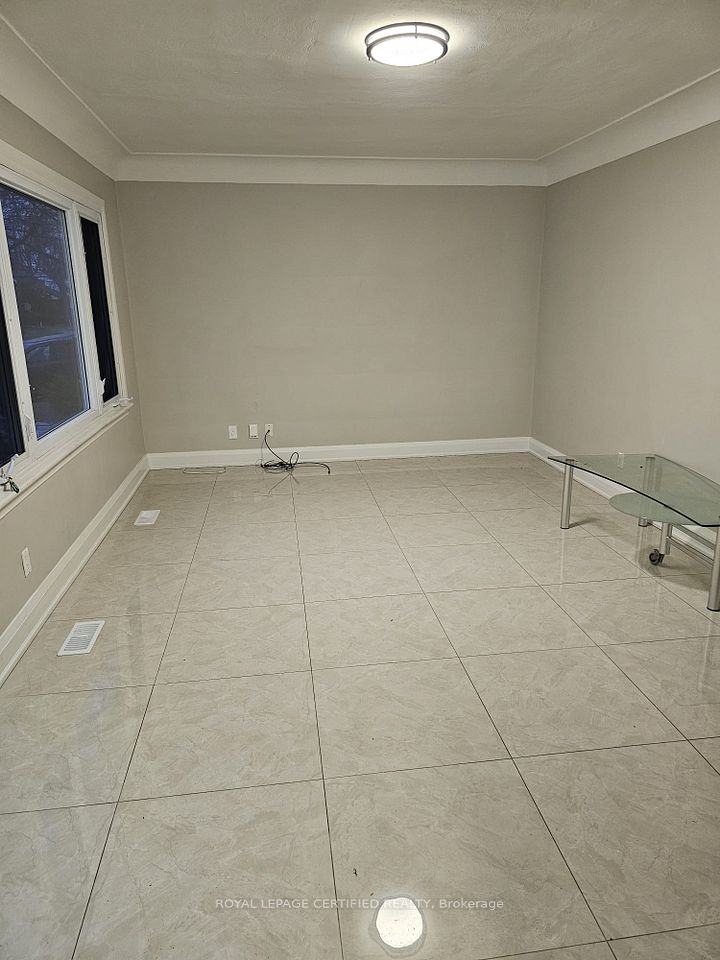 Detached at 299 West 2nd Street, Hamilton, ON L9C 3H1, Hamilton