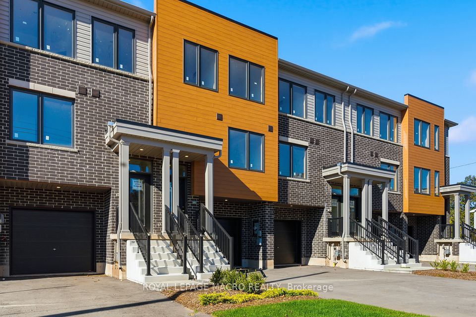 Att/Row/Townhouse at 9B Bingham Road, Hamilton, ON L8H 0B5, Hamilton