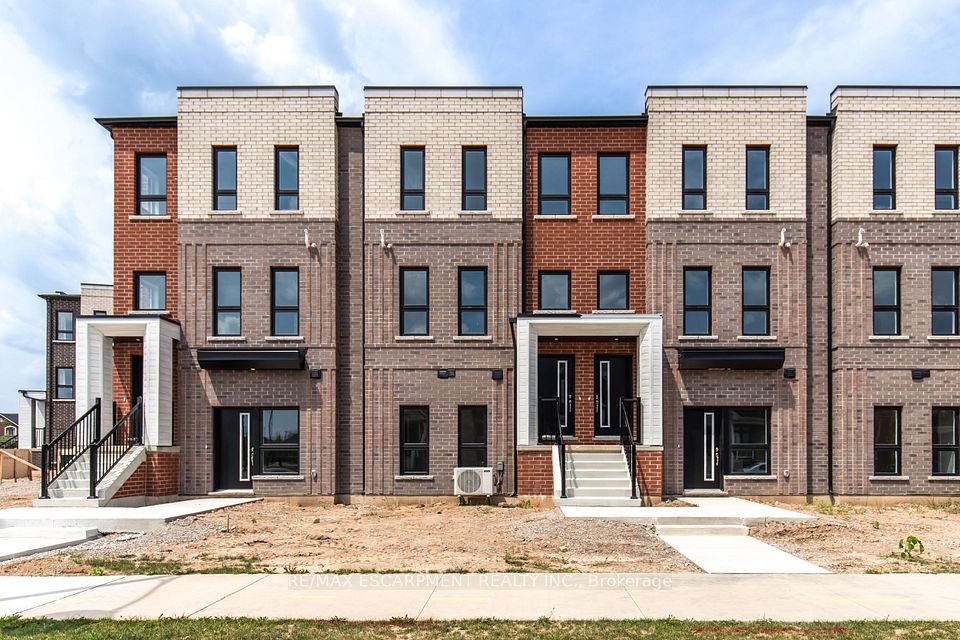 55 Great Falls Boulevard, Hamilton, ON L8B 2A9 at 55 Great Falls Boulevard, Hamilton, ON L8B 2A9, Hamilton, ON, L8B 2A9