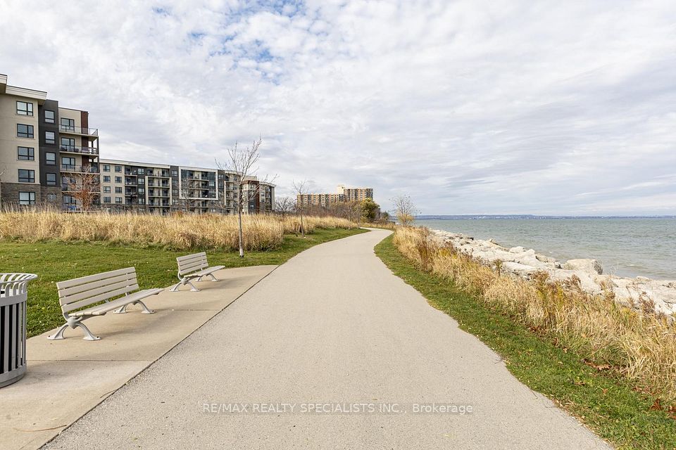 Condo Apartment at 101 Shoreview Place 112, Hamilton, ON L8E 0K2, Hamilton