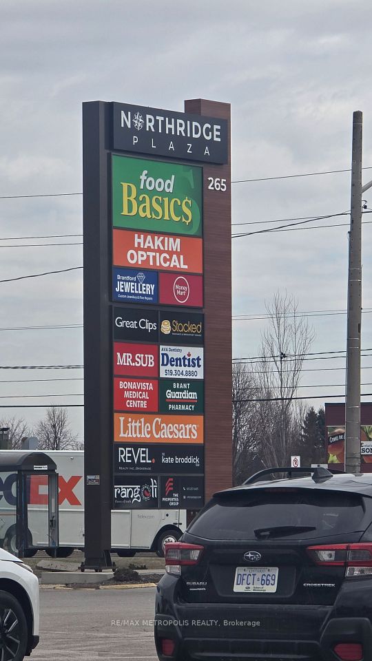 265 King George Road, Brantford, ON N3R 6Y1