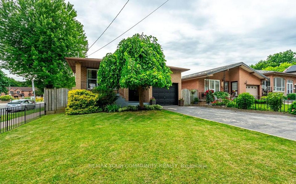 Detached at 1 Picton Street W, Hamilton, ON L8L 1E1, Hamilton