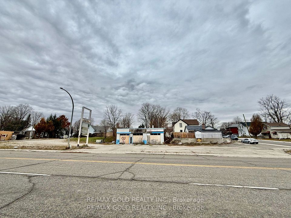 201 Dundas Street, Woodstock, ON N4S 1A6