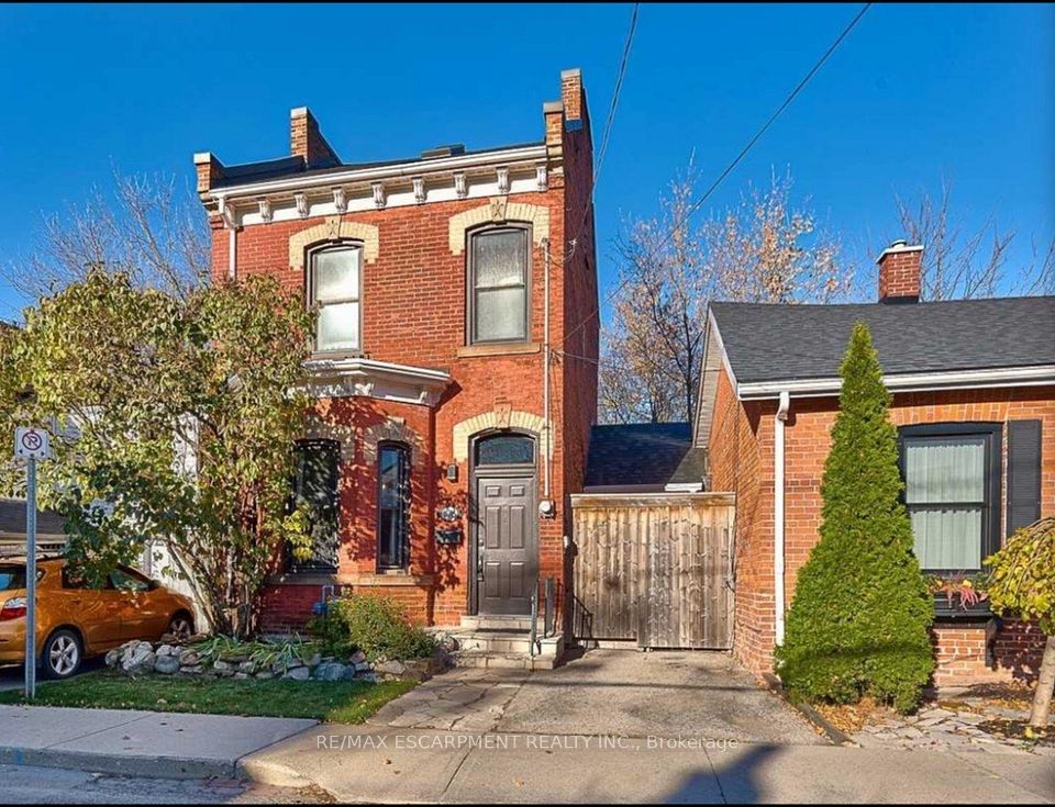 Detached at 276 Hunter Street W, Hamilton, ON L8P 1S3, Hamilton